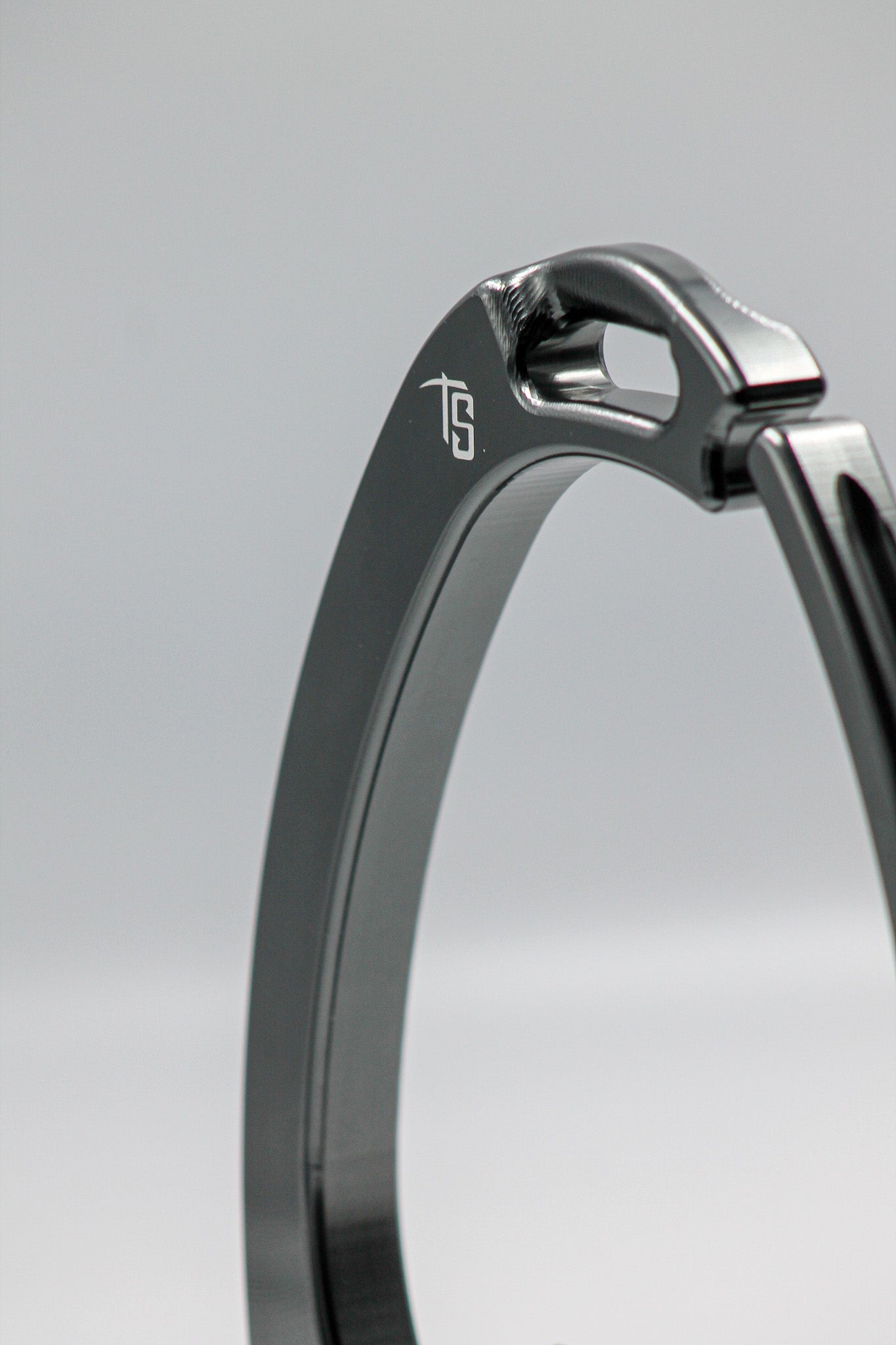 STRZEMIONA JEŹDZIECKIE TECH STIRRUPS Z AMORTYZACJĄ VENICE PLUS EVO